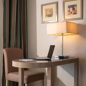 Premium Deluxe Zimmer mit Kingsize-Bett